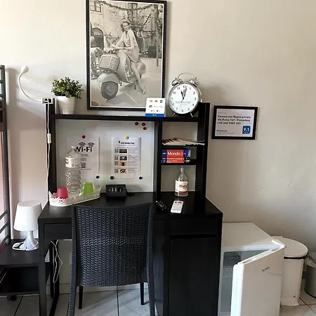 B&B Pontedera בית הארחה *